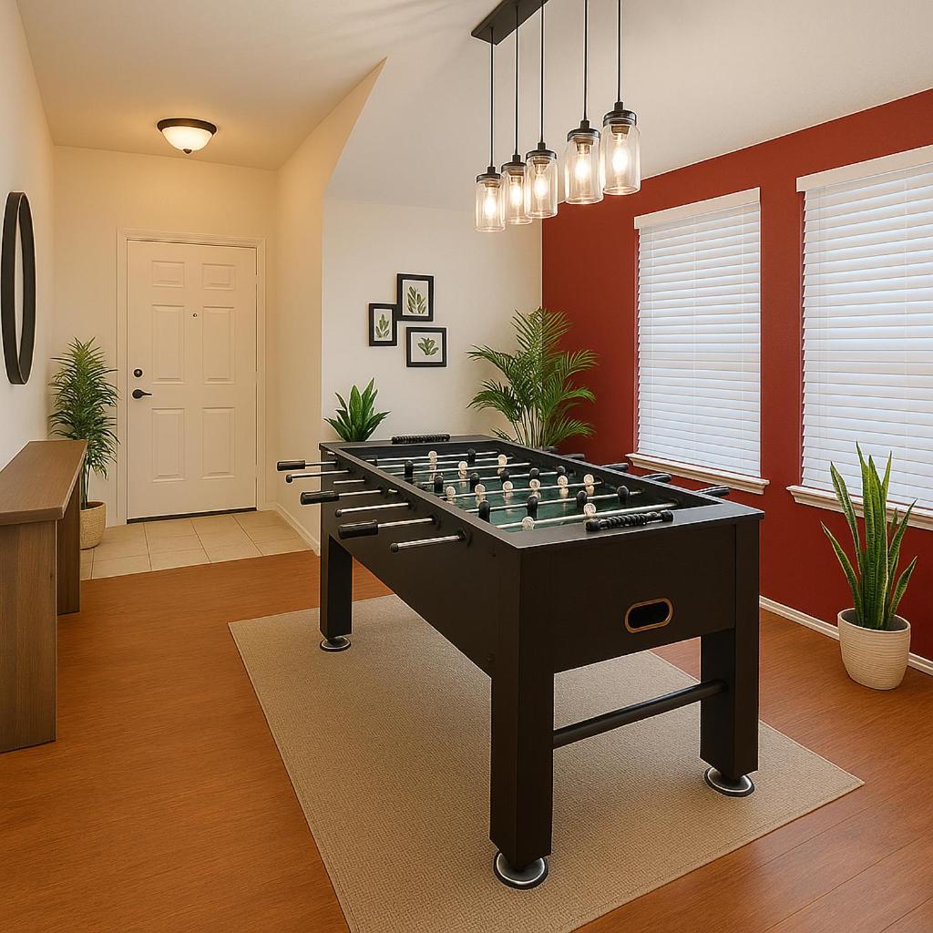 Work, Play & Stay King Bed With Foosball! Aubrey ภายนอก รูปภาพ